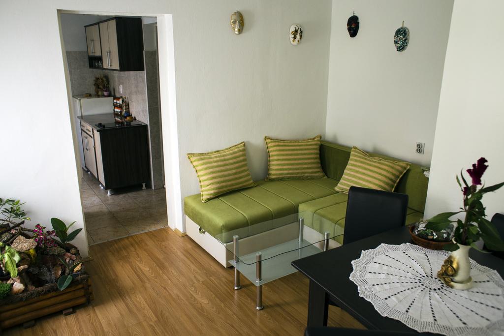 Green Apartment Novi Sad Exteriör bild